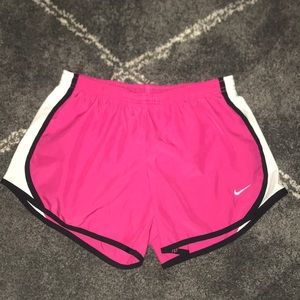 Nike girls youth dry tempo running shorts